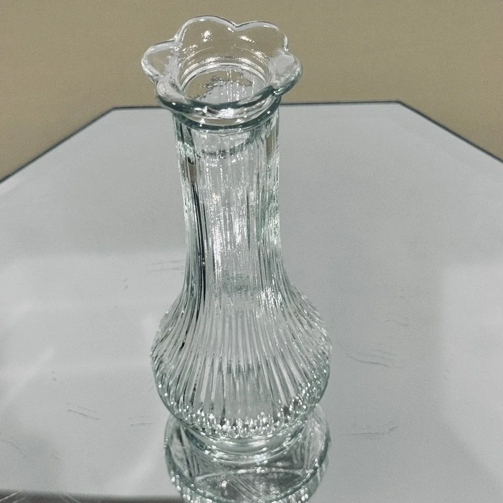 Vintage Randall Clear Ribbed Glass‎ 6 Inch Flower Bud Vase W Scalloped Petal Rim